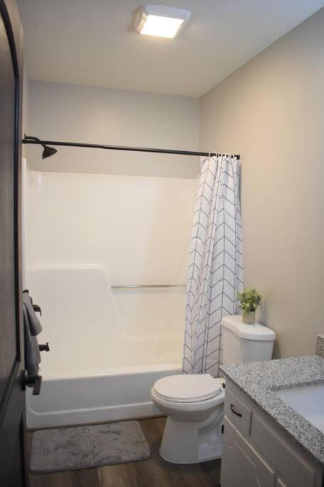 Arctic 415 Apartment Grand Rapids Exterior photo